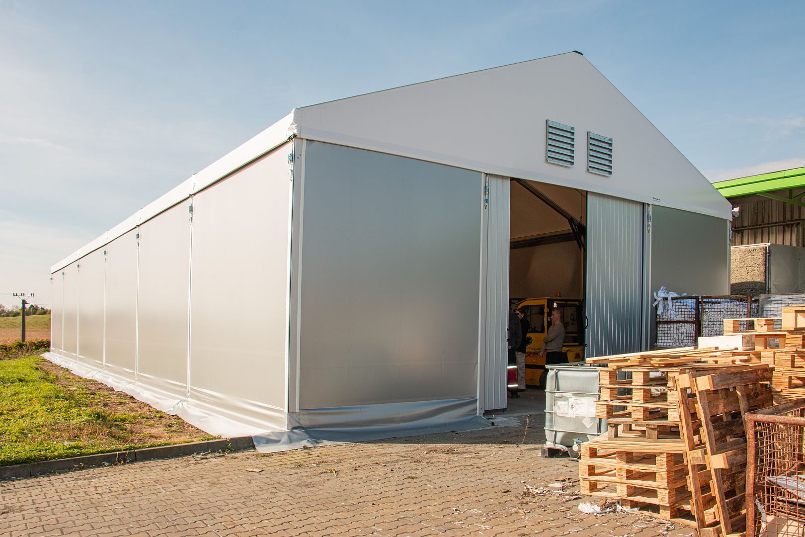 Tent hall for storage, Sezemice