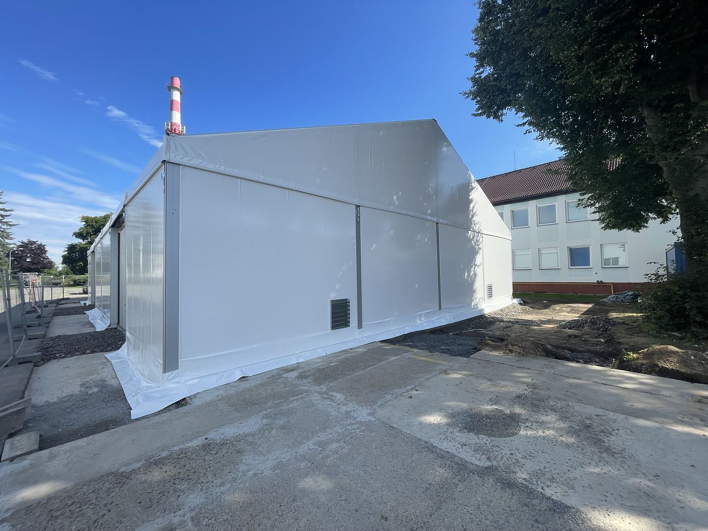 Lightweight tent hall, SAPA - LPJ, spol. s r. o.